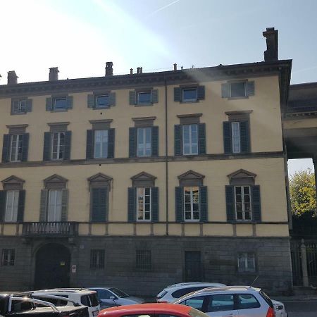 Charmerooms Palazzo Stampa 贝尔加莫 外观 照片