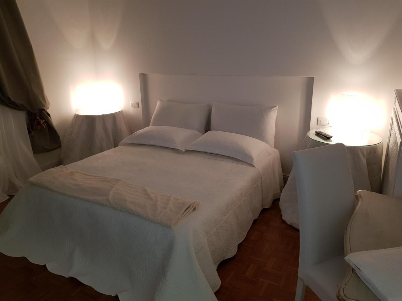 Charmerooms Palazzo Stampa 贝尔加莫 外观 照片