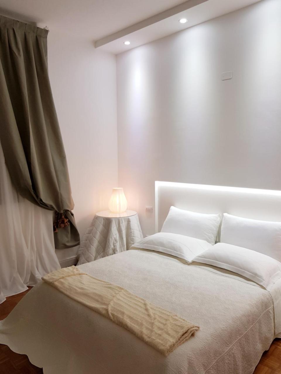 Charmerooms Palazzo Stampa 贝尔加莫 外观 照片