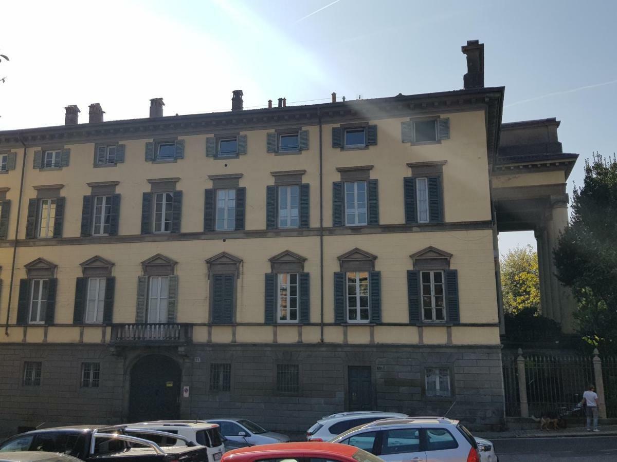 Charmerooms Palazzo Stampa 贝尔加莫 外观 照片